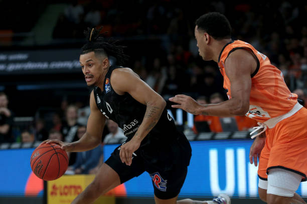 萨比策的每 萨比策的每