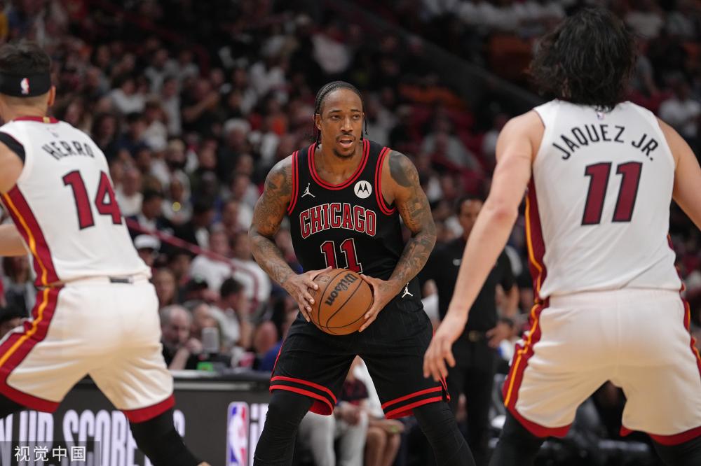 赛中针锋相 赛中针锋相